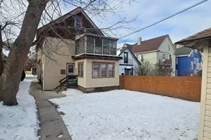 1722 S Layton Blvd, Milwaukee, WI 53215 - Photo 5