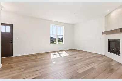 675  Mary Way, Slinger, WI 53086 - Photo 13