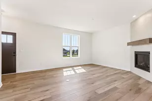 675 Mary Way, Slinger, WI 53086 - Photo 13