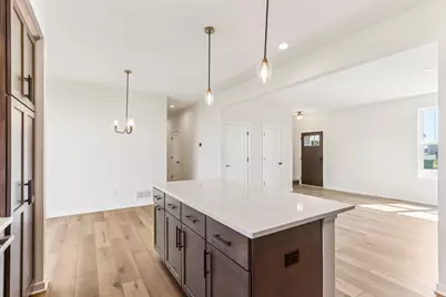 675  Mary Way, Slinger, WI 53086 - Photo 5