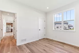 675 Mary Way, Slinger, WI 53086 - Photo 11