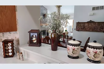 18535  Stonehedge Dr #A, Brookfield, WI 53045 - Photo 15