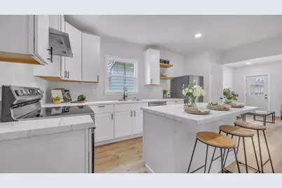 1623 S 13th St, Sheboygan, WI 53081 - Photo 5