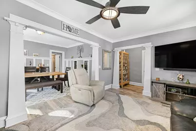 6825  Terrace Ct, Wauwatosa, WI 53213 - Photo 9