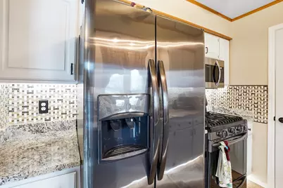 1807  Swartz Dr, Waukesha, WI 53188 - Photo 11