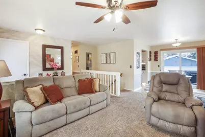 1807  Swartz Dr, Waukesha, WI 53188 - Photo 5