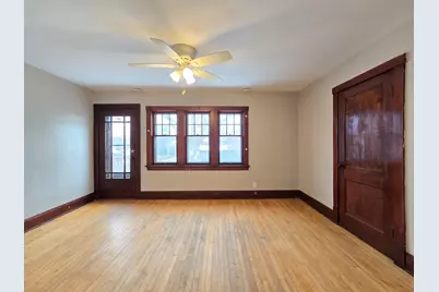 4839 N 18th St, Milwaukee, WI 53209 - Photo 9