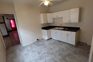 2538 N Hubbard St, Milwaukee, WI 53212 - Photo 7