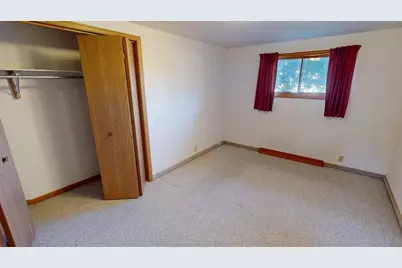 3107  45th St, Two Rivers, WI 54241 - Photo 5