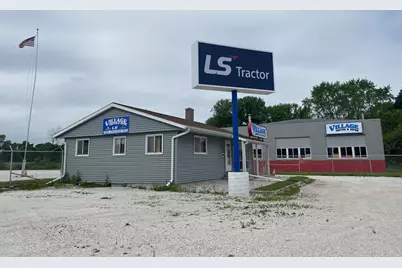 2616  Washington St, Manitowoc, WI 54220 - Photo 1