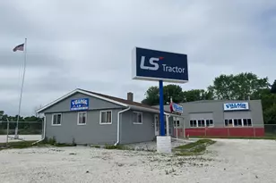 2616 Washington St, Manitowoc, WI 54220 - Photo 1