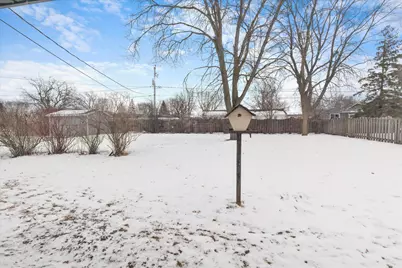 2031  Terry Ln, De Pere, WI 54115 - Photo 23