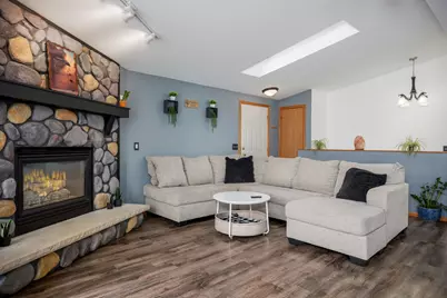 24012  64th Pl, Paddock Lake, WI 53168 - Photo 9