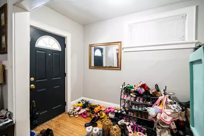 2438 N Pierce St, Milwaukee, WI 53212 - Photo 3