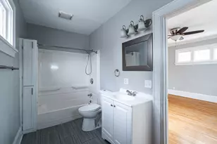 2438 N Pierce St, Milwaukee, WI 53212 - Photo 7