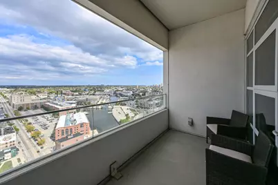 1141 N Martin L King Jr Dr #2807, Milwaukee, WI 53203 - Photo 29