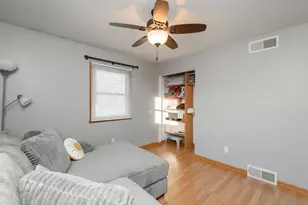 12211 W Florist Ave, Milwaukee, WI 53225 - Photo 19