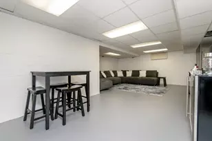 12211 W Florist Ave, Milwaukee, WI 53225 - Photo 27