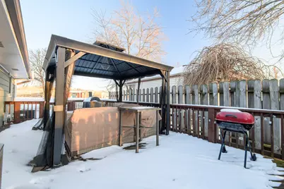 12211 W Florist Ave, Milwaukee, WI 53225 - Photo 29