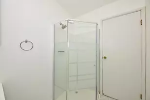 9294 N 70th St, Milwaukee, WI 53223 - Photo 19