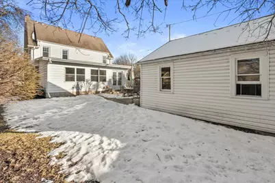 4517 N Ardmore Ave, Shorewood, WI 53211 - Photo 41