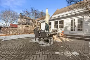 4517 N Ardmore Ave, Shorewood, WI 53211 - Photo 39