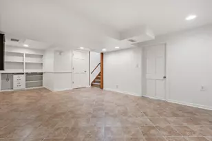 4517 N Ardmore Ave, Shorewood, WI 53211 - Photo 33