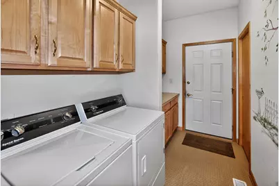 8244  Anna Ave, Racine, WI 53185 - Photo 39