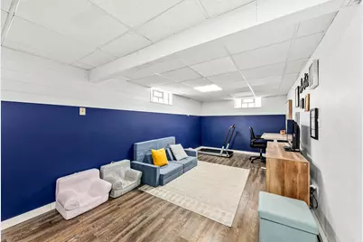 2210 N 107th St, Wauwatosa, WI 53226 - Photo 21