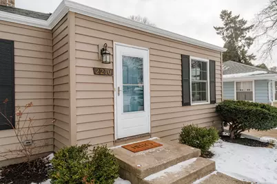 2210 N 107th St, Wauwatosa, WI 53226 - Photo 3