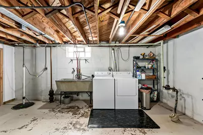 2210 N 107th St, Wauwatosa, WI 53226 - Photo 25