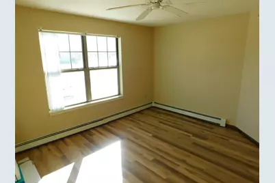 100 E Main Sts #102, Waukesha, WI 53186 - Photo 7