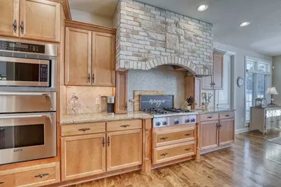 1196  Mary Hill Cir, Hartland, WI 53029 - Photo 15