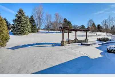 1196  Mary Hill Cir, Hartland, WI 53029 - Photo 47