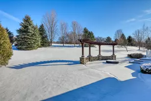 1196 Mary Hill Cir, Hartland, WI 53029 - Photo 47