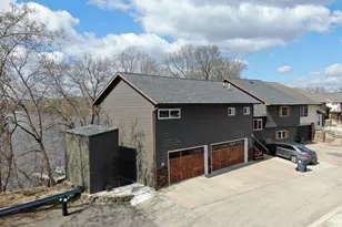 1213 Townsend St, La Crosse, WI 54601 - Photo 1