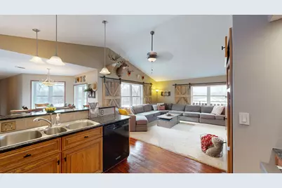 1213  Townsend St, La Crosse, WI 54601 - Photo 145