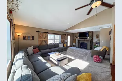 1213  Townsend St, La Crosse, WI 54601 - Photo 17