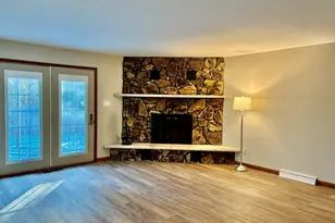 3315 School St, Two Rivers, WI 54241 - Photo 7