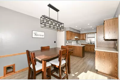 1143  Rainbow Ct, Mukwonago, WI 53149 - Photo 11