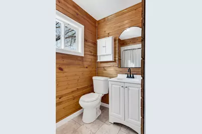 404 E Montgomery St, Sparta, WI 54656 - Photo 9