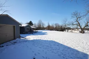 421 Meadow Ln, Eagle, WI 53119 - Photo 5