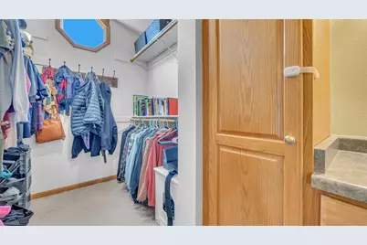 5735  Wind Dancer Ct, Sheboygan, WI 53081 - Photo 13