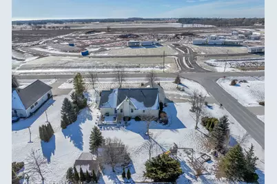 5735  Wind Dancer Ct, Sheboygan, WI 53081 - Photo 35