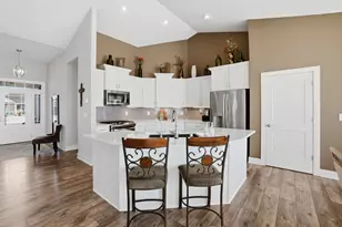 3049 Mendota Dr, Summit, WI 53066 - Photo 7