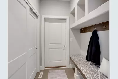 3049  Mendota Dr, Summit, WI 53066 - Photo 23