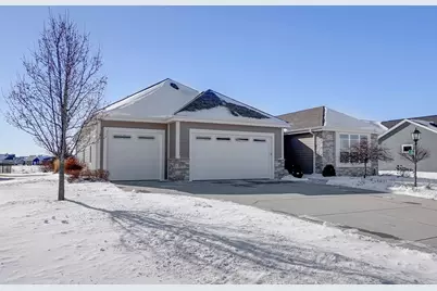 3049  Mendota Dr, Summit, WI 53066 - Photo 3