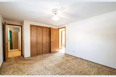 2938  Stonebridge Dr, Racine, WI 53404 - Photo 9