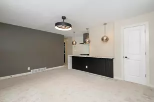 2858 S 93rd St, West Allis, WI 53227 - Photo 19