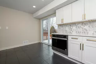 2858 S 93rd St, West Allis, WI 53227 - Photo 15